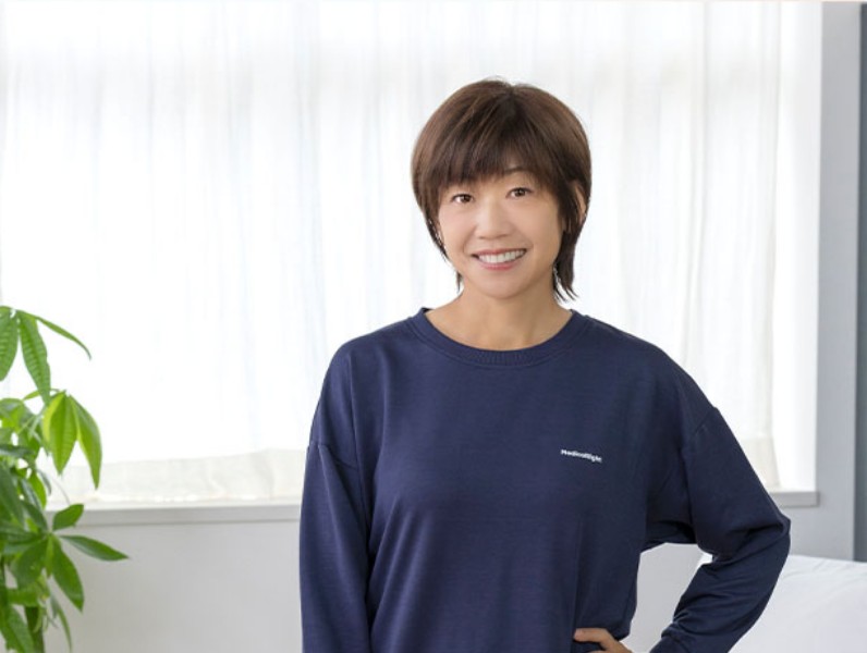 MedicalEightを着用した高橋尚子さん