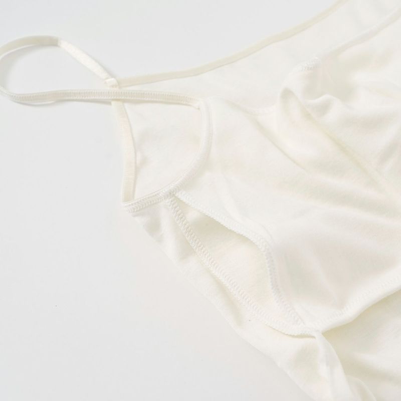 カップ付きキャミソール無地袖なし蜜ろう保湿加工LLサイズ大きいサイズプラスサイズ